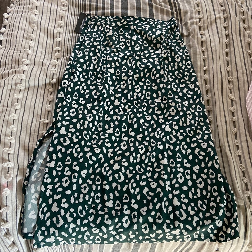 Green leopard maxi skirt
